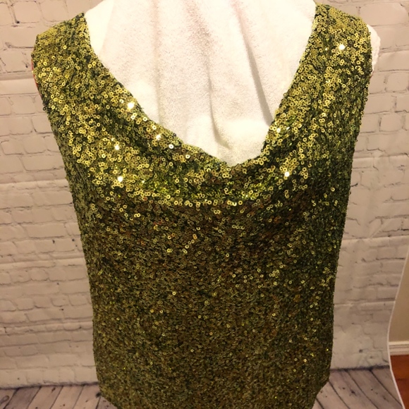 Macy’s New York Great holiday tank size Large - Picture 2 of 5